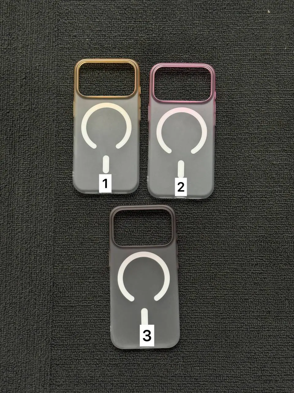 photo_۲۰۲۵-۰۹-۲۹_۱۴-۳۷-۴۳.jpg قاب ایفون FADE PC MAGSAFE - Image 1